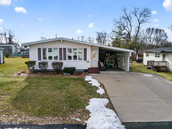 32 Dover Drive, Colonie, NY 12110