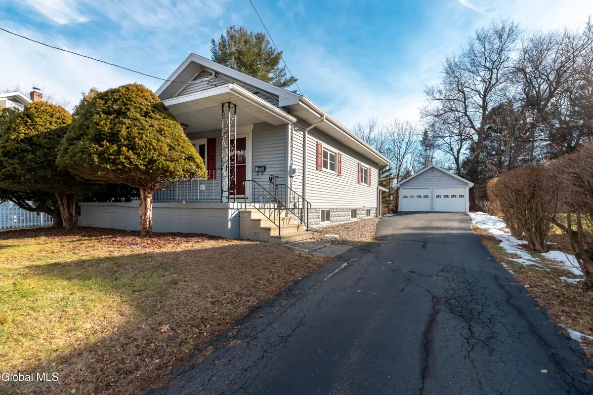 4 Van Buren Avenue, East Greenbush, NY 12061 - Image #1