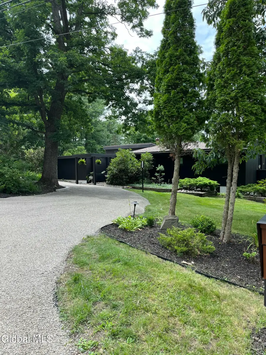 80 Van Leuvan Drive, North Greenbush, NY 12144 - Image #3