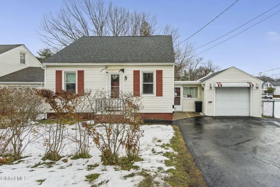 1468 Helderberg Ave Avenue, Rotterdam, NY 12306 - Image #2