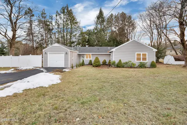 1 Alva Drive, Colonie, NY 12110