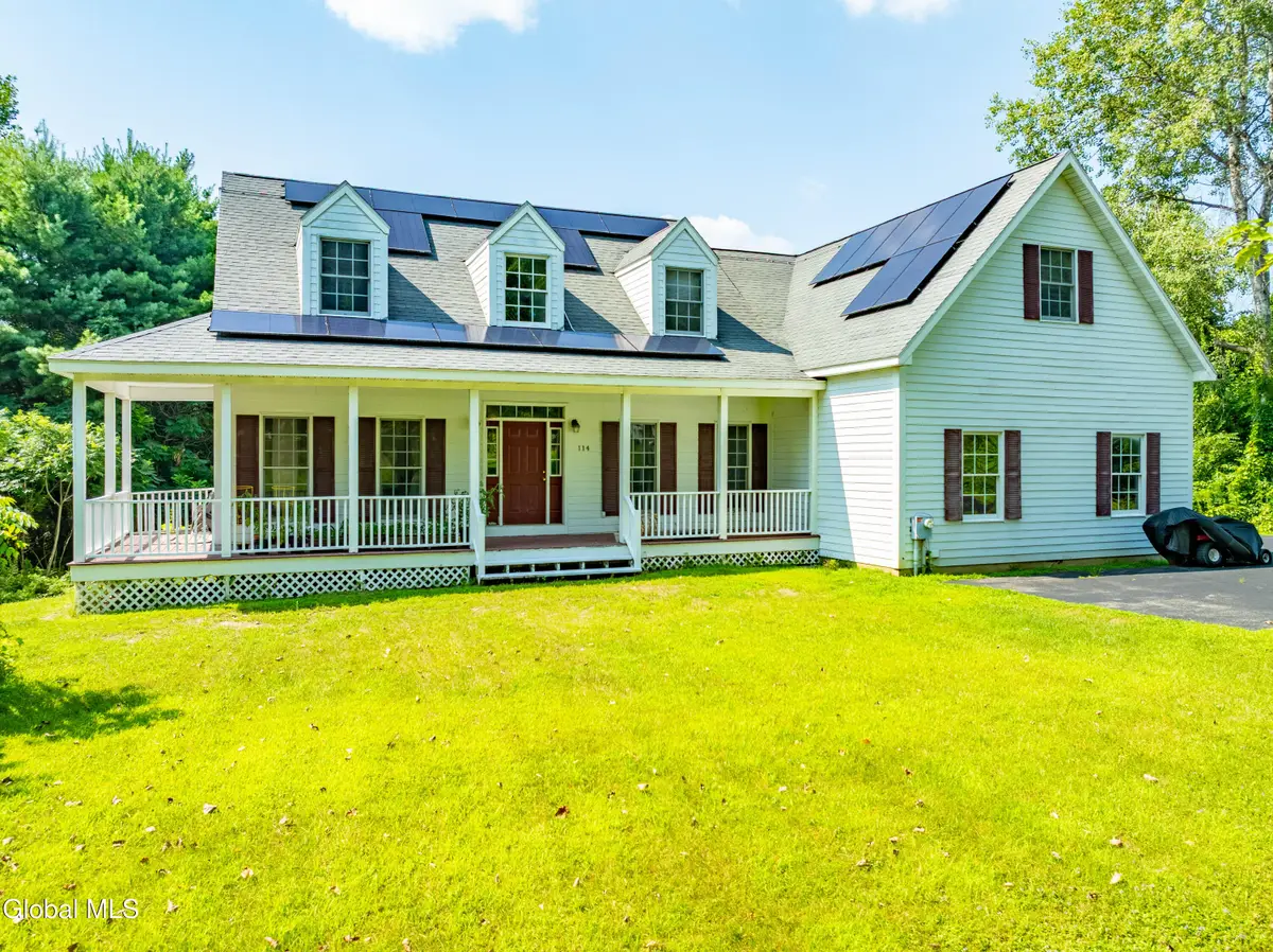 114 Stone Quarry Road, Halfmoon, NY 12065 - Image #1