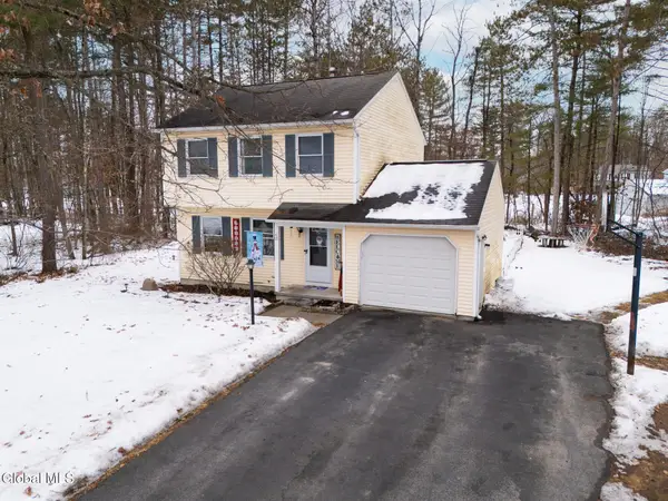 17 Primrose Avenue, Moreau, NY 12803