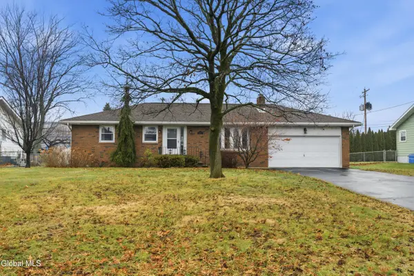 25 Louise Drive, Colonie, NY 12110