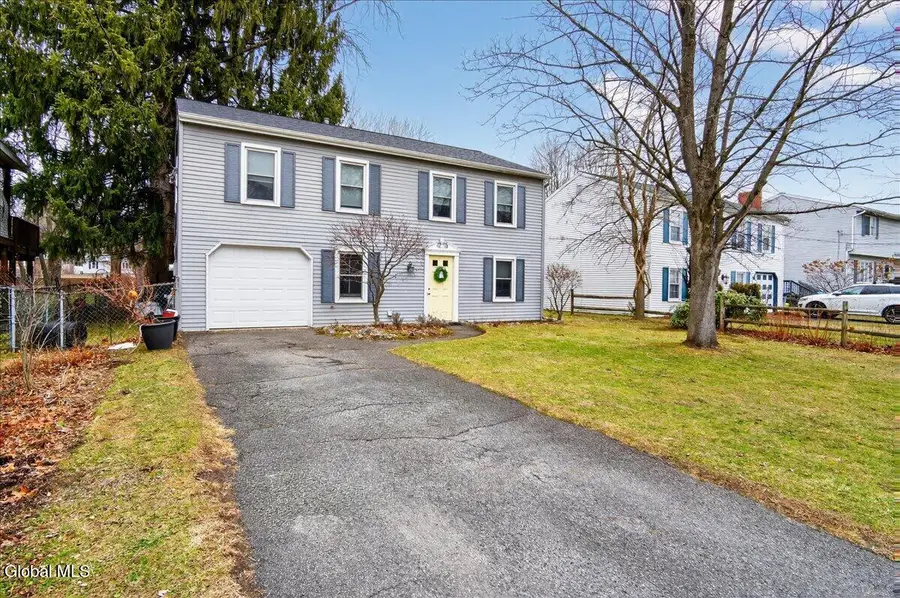 6 Stover Place, Colonie, NY 12205 - Image #2