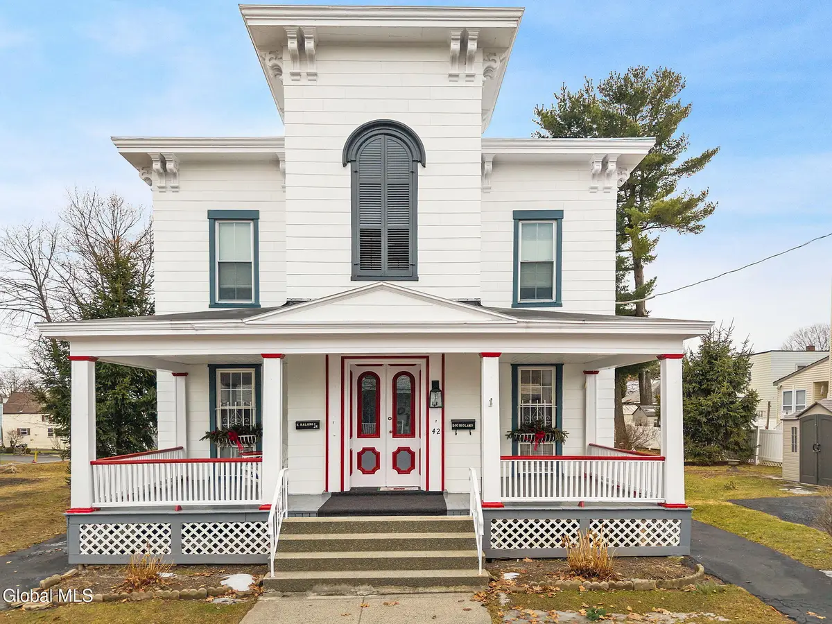 42 Mcelwain Avenue, Cohoes, NY 12047 - Image #1