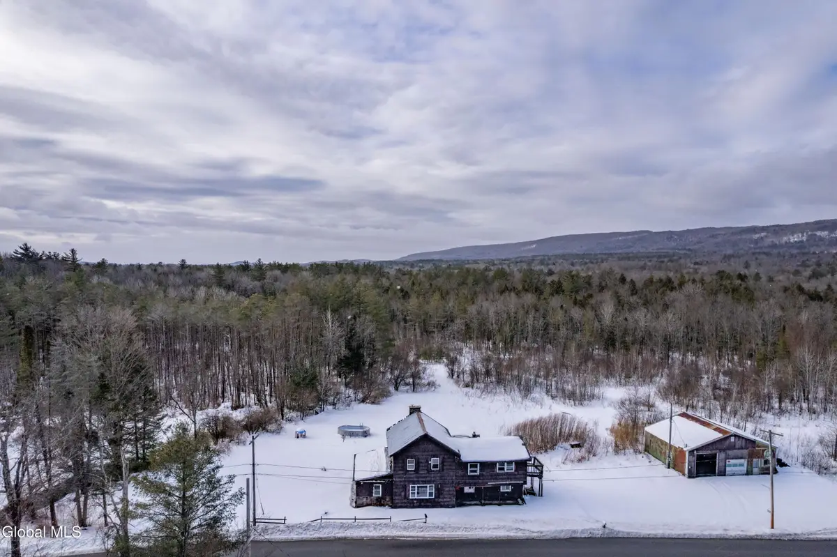 163 E Jackson Summit Road, Mayfield, NY 12117 - Image #1