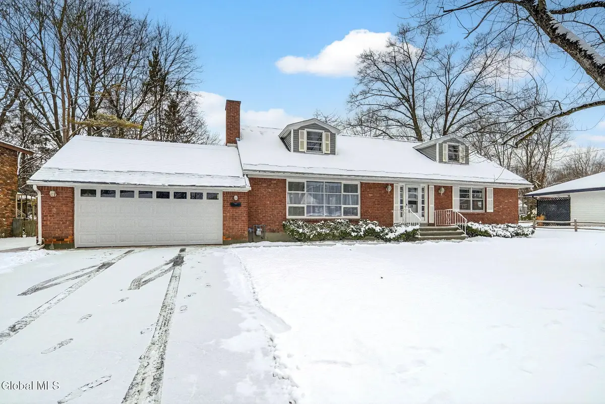 18 Shady Lane, Guilderland, NY 12203 - Image #1