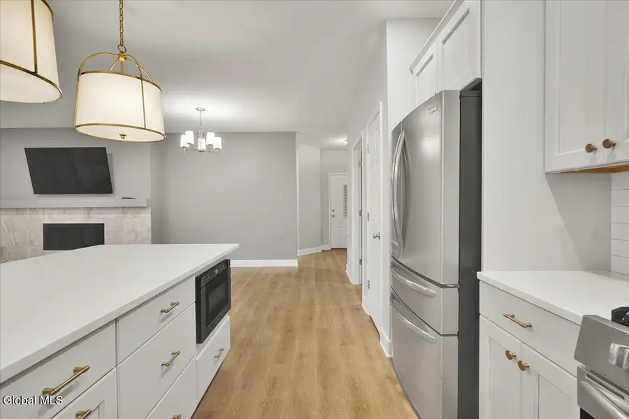 45 Wardley Circle, Cohoes, NY 12047 - Image #3