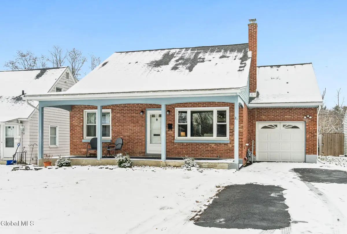 21 Brookman Avenue, Bethlehem, NY 12054 - Image #1