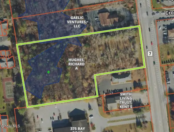 389 Bay Road, Queensbury, NY 12804