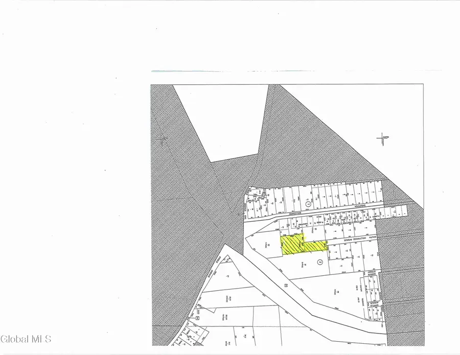 L 45.5 S Hollywood Avenue Avenue, Gloversville, NY 12078 - Image #3