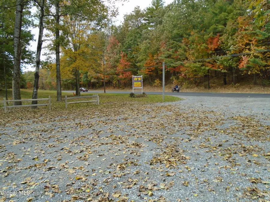 588 Lake Avenue, Saratoga Springs, NY 12866 - #2