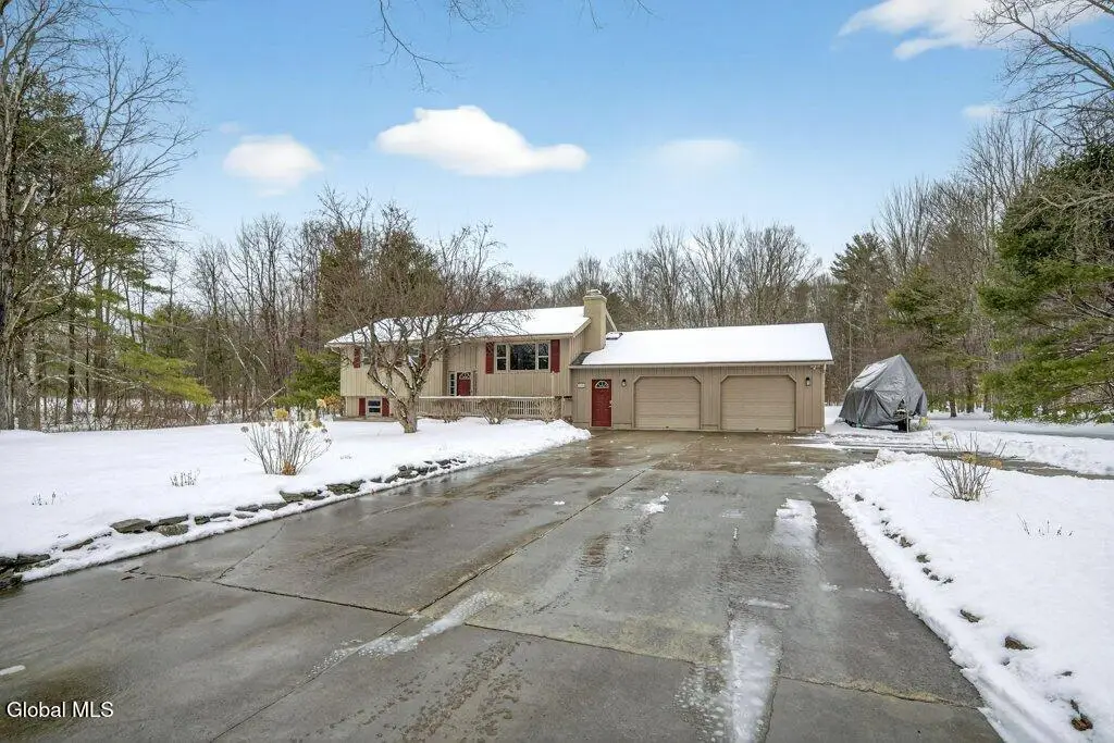 200 Hatchery Road, Moreau, NY 12831 - Image #1