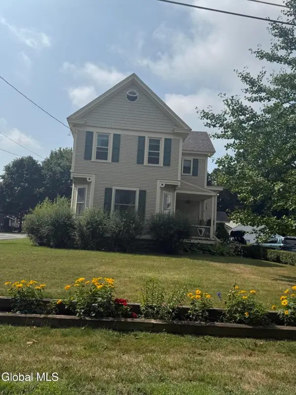 16 Carillon Road, Ticonderoga, NY 12883