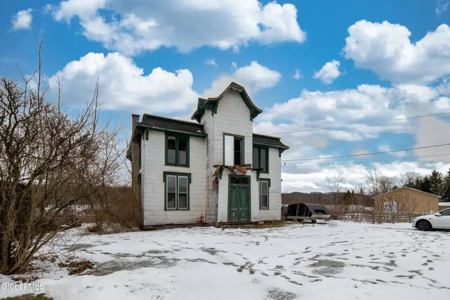 332 Hudson Avenue, Mechanicville, NY 12118 - Image #2