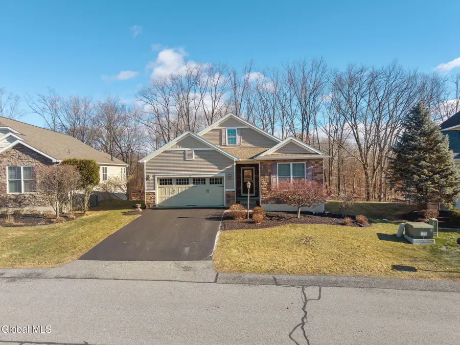 23 Beacon Drive, Watervliet, NY 12189 - Image #2