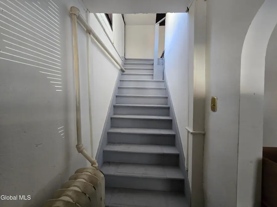 38 Sloan Street, Albany, NY 12202 - Image #3