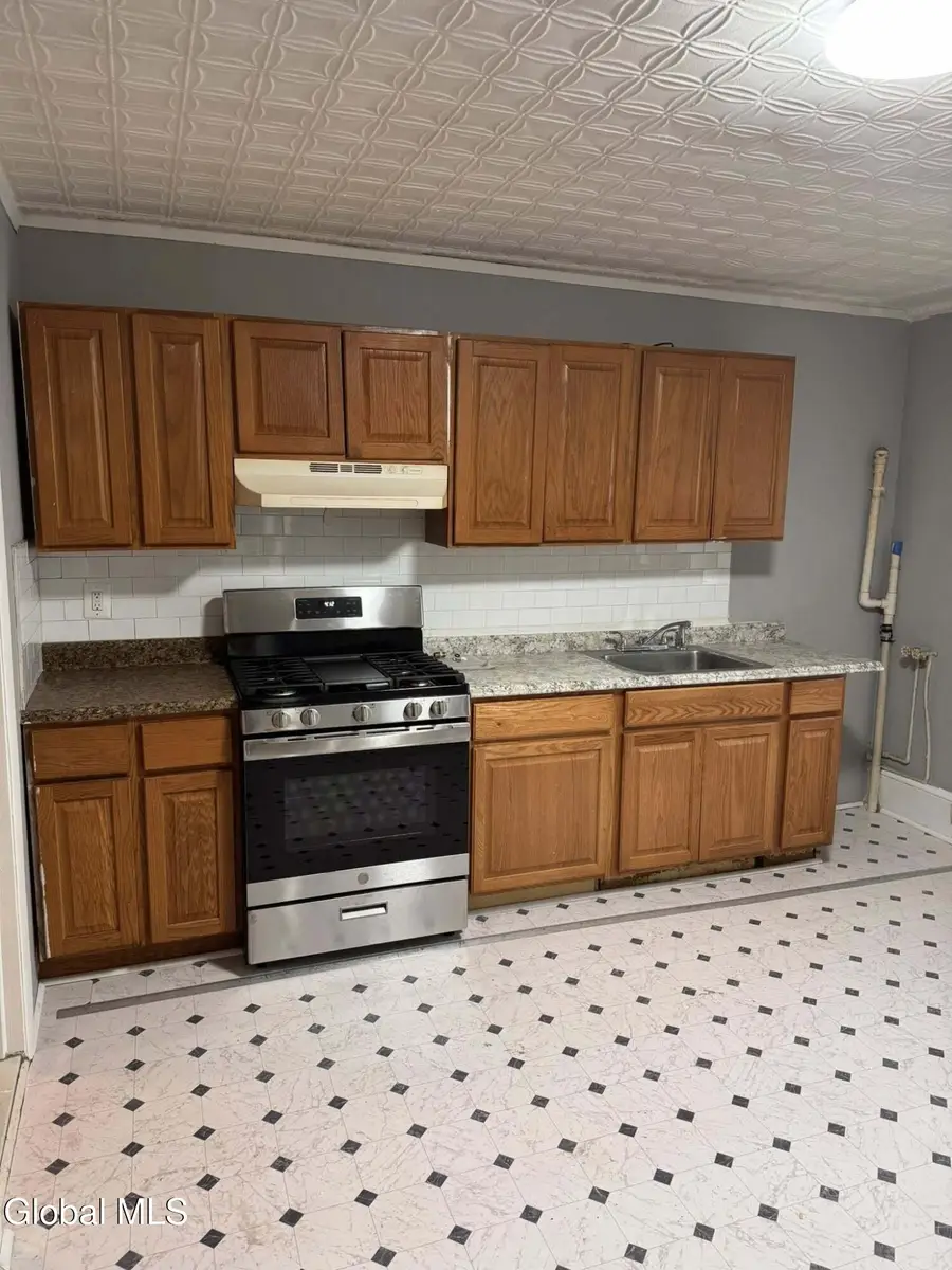 331 2nd Street, Troy, NY 12180 - Image #3