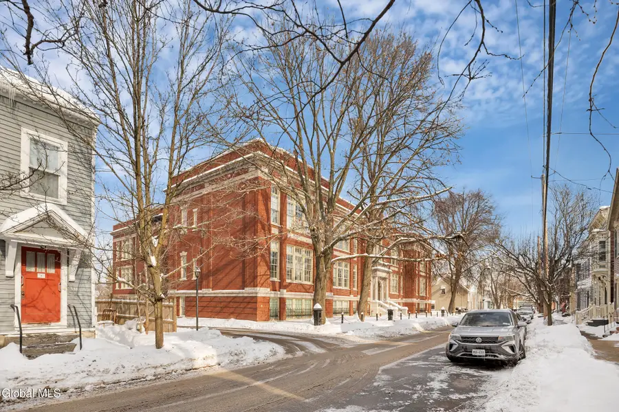 137 Front Street #Apt 311, Schenectady, NY 12305 - Image #3