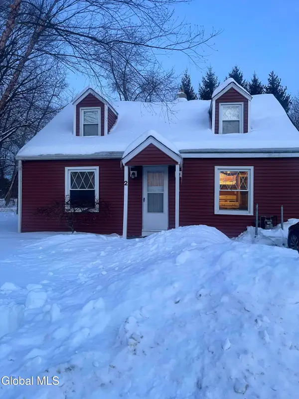 2 Hillside, North Greenbush, NY 12198