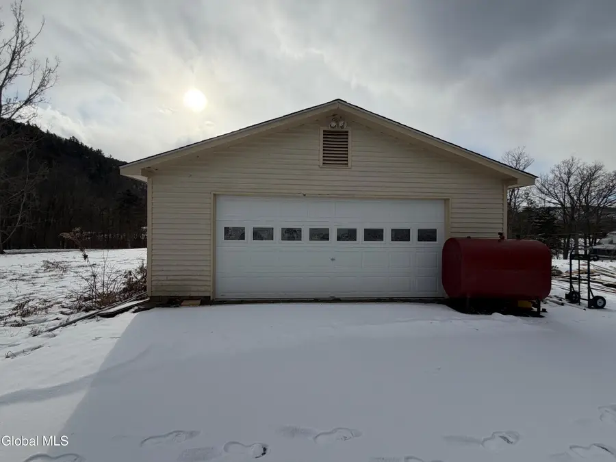 404 Black Point Road, Ticonderoga, NY 12883 - Image #3