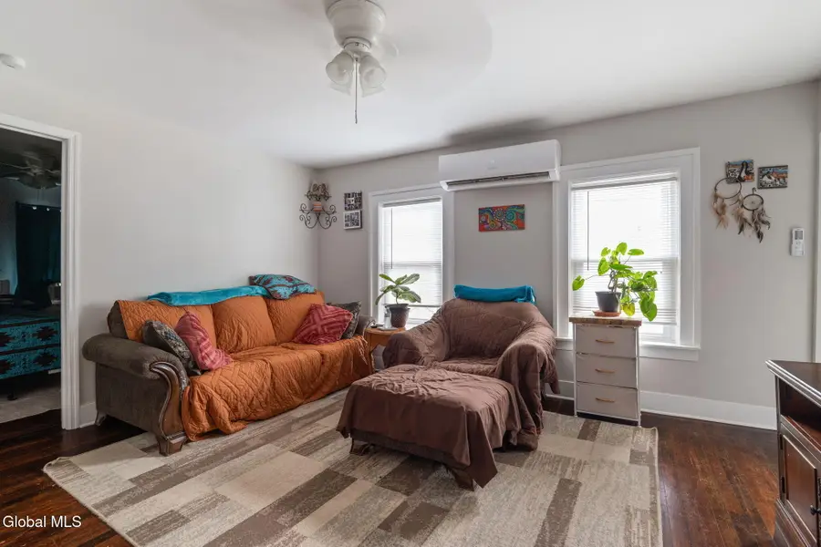 206 Front Street, Schenectady, NY 12305 - Image #3