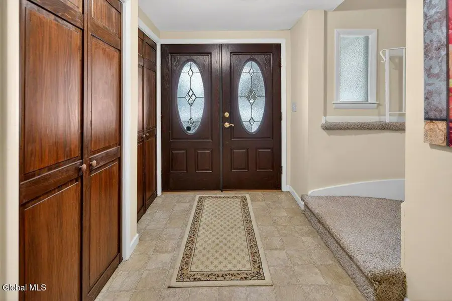 2 Dawn Drive, Colonie, NY 12205 - Image #2