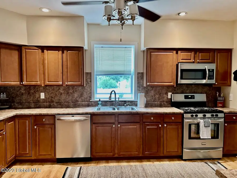 74 Walnut Street, Saratoga Springs, NY 12866 - #3