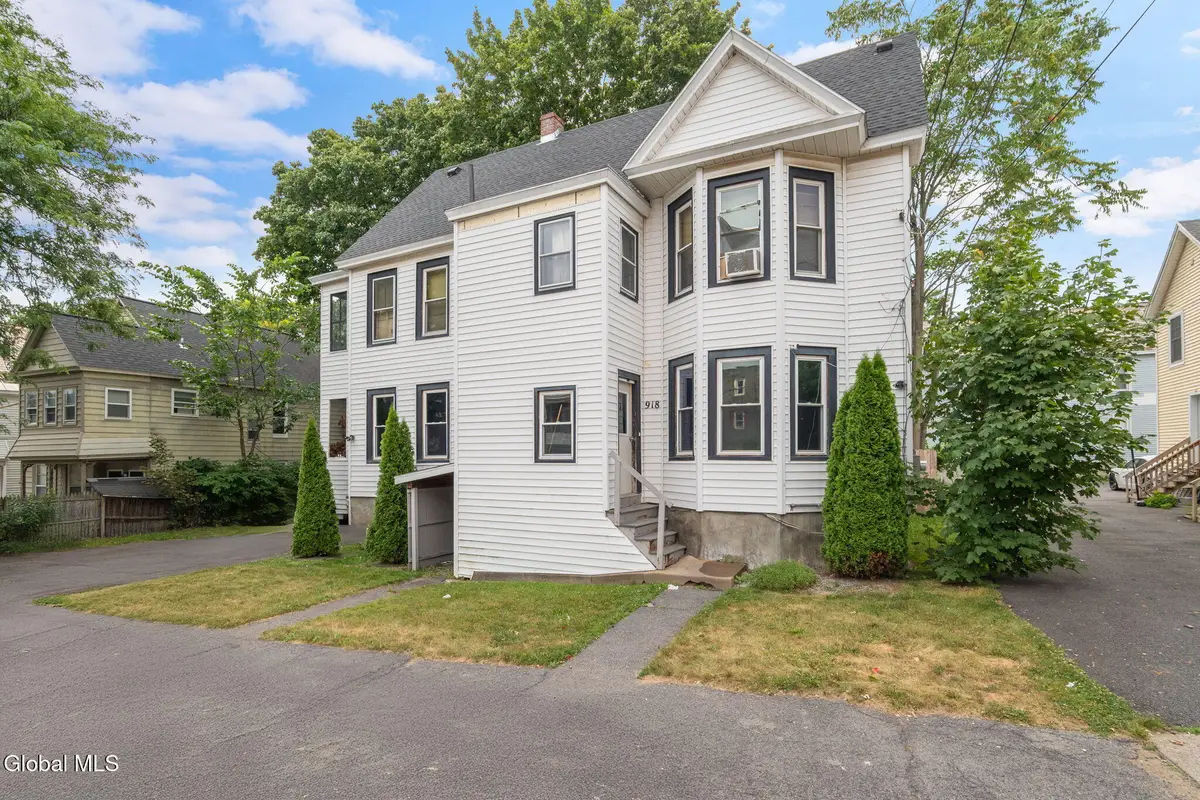 918 Park Avenue, Schenectady, NY 12308 - Image #1
