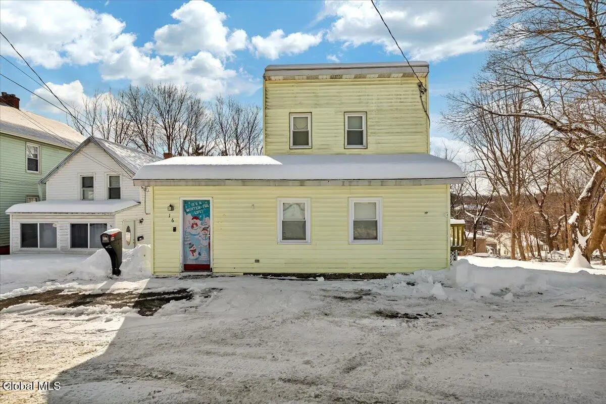 16 Billings Avenue, Troy, NY 12180 - #1