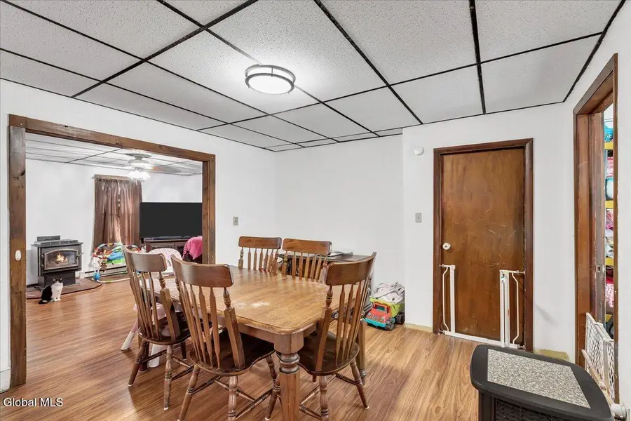 16 Billings Avenue, Troy, NY 12180 - #3