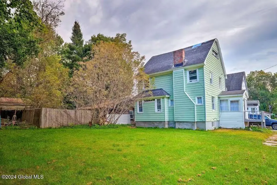 4 Lafayette Street, Gloversville, NY 12078 - #1