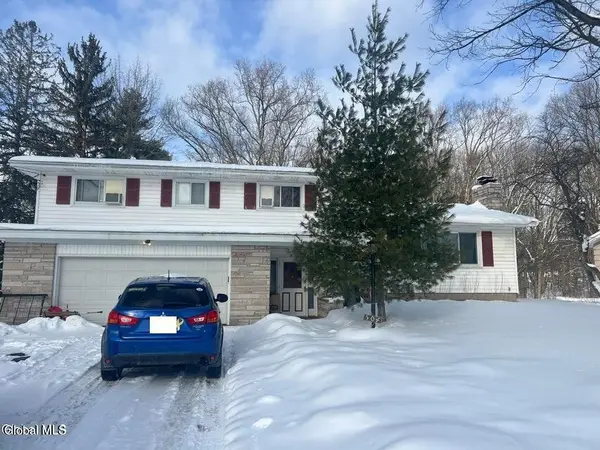 504 Chestnut Street, North Syracuse, NY 13212