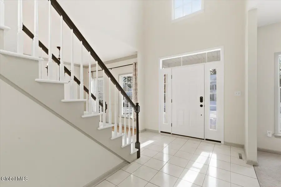 26 Muterfield Court, Slingerlands, NY 12159 - #3