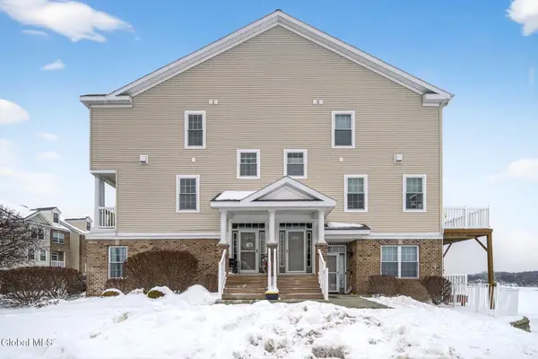 4201 Admirals Walk Drive, Cohoes, NY 12047