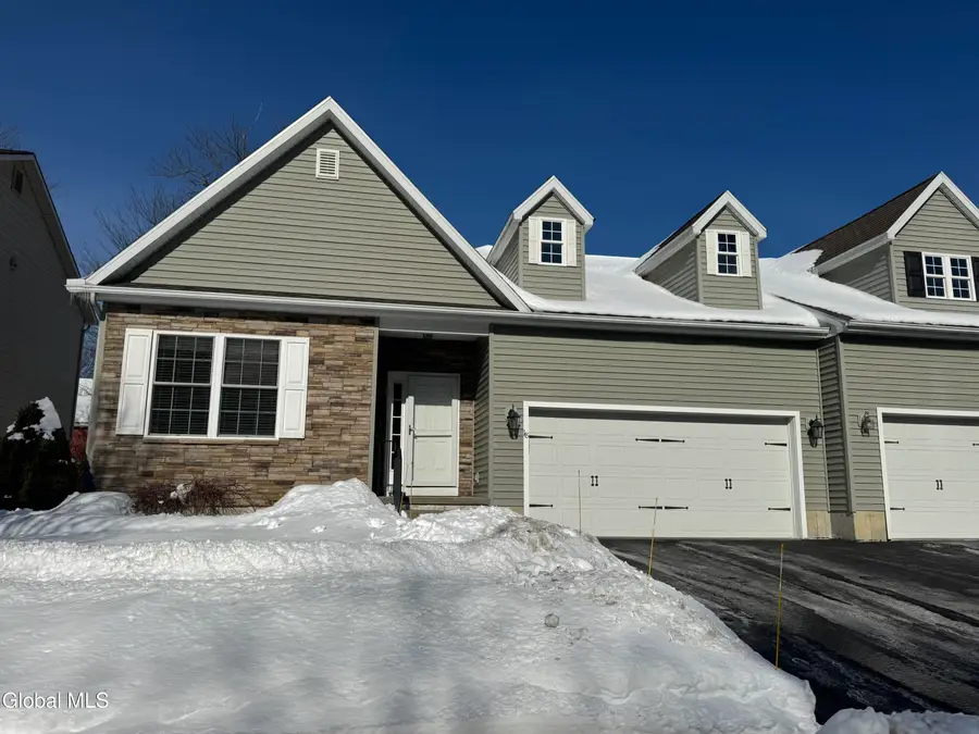 18 Forestbrook Drive, Ballston Lake, NY 12019 - Image #2