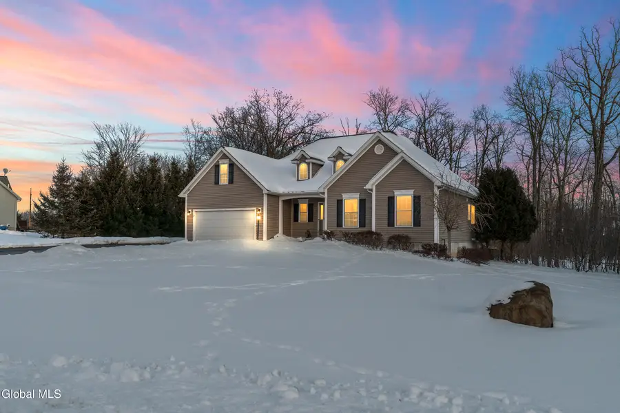 17 Knottingley Place, Ballston Lake, NY 12019 - #2