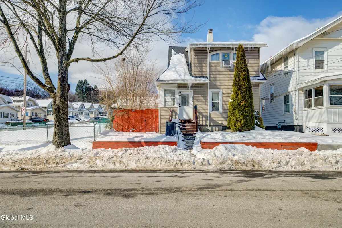 664 N Pearl Street, Albany, NY 12204 - #1