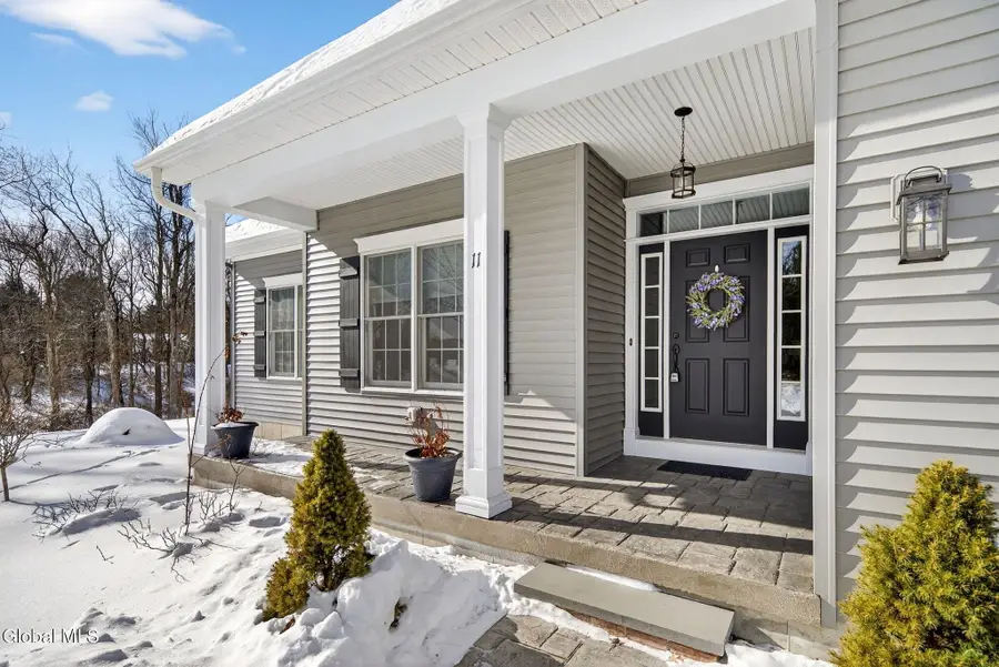 11 Westfall Court, Averill Park, NY 12018 - #3