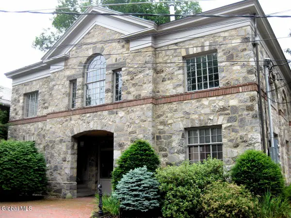 14 Talford Place #UNIT 1, Saratoga Springs, NY 12866