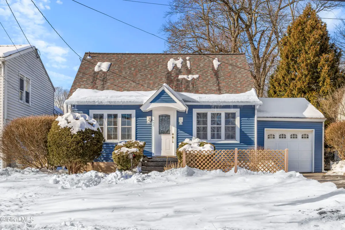 8 Fuller Terrace, Colonie, NY 12205 - #1