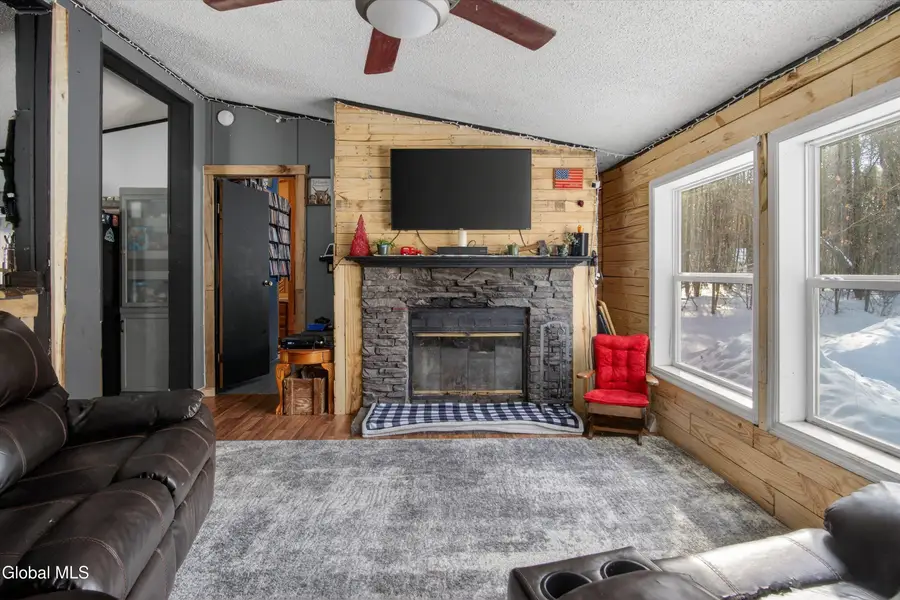 4897 Route 50, Gansevoort, NY 12831 - #3