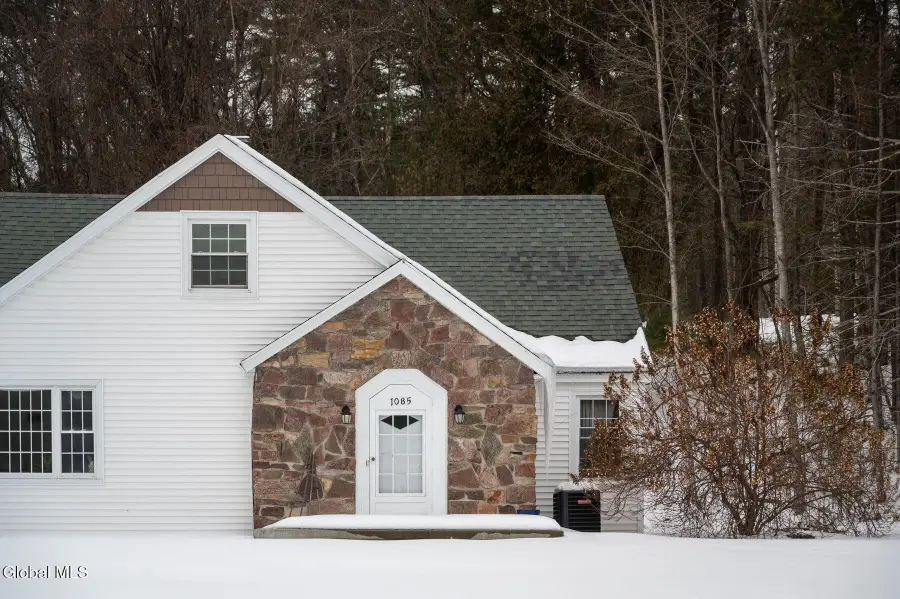 1085 W Mountain Road, Queensbury, NY 12804 - #2