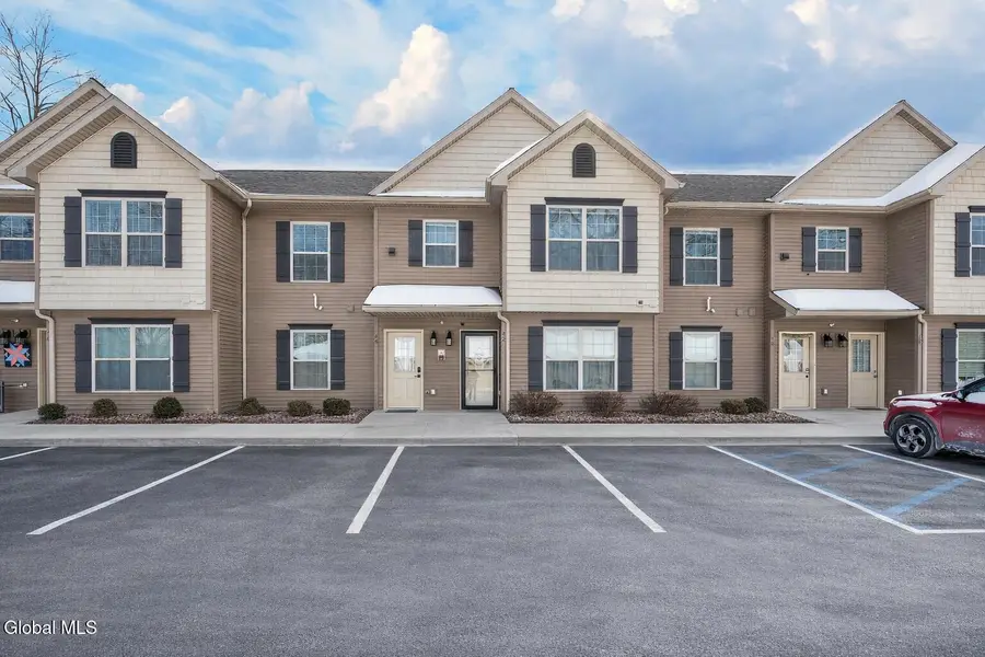 44 Kendall Drive, Bethlehem, NY 12054 - #3