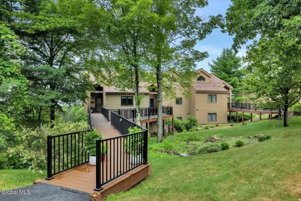 60 Top Of The World Road, Lake George, NY 12845