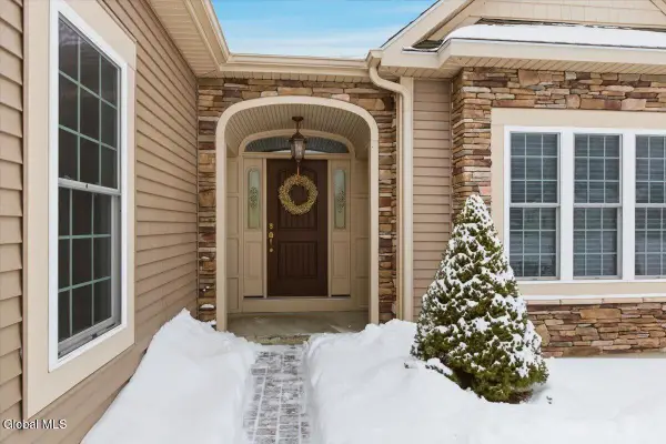 9 Fieldstone Drive, Ballston, NY 12019