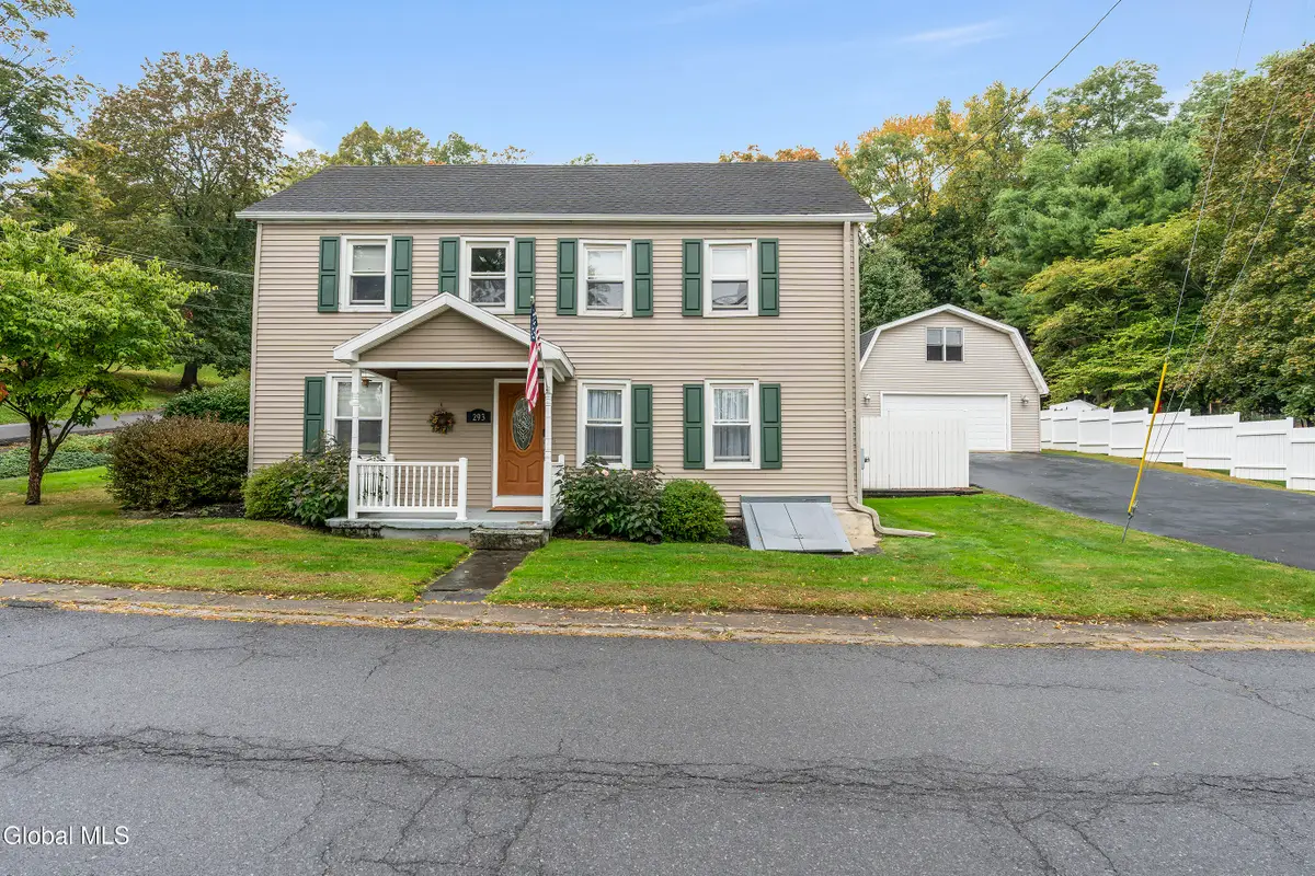 293 Main Street, New Baltimore, NY 12124 - #1