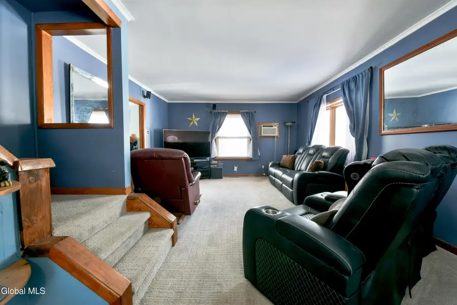 96 6th Avenue, Gloversville, NY 12078 - #2