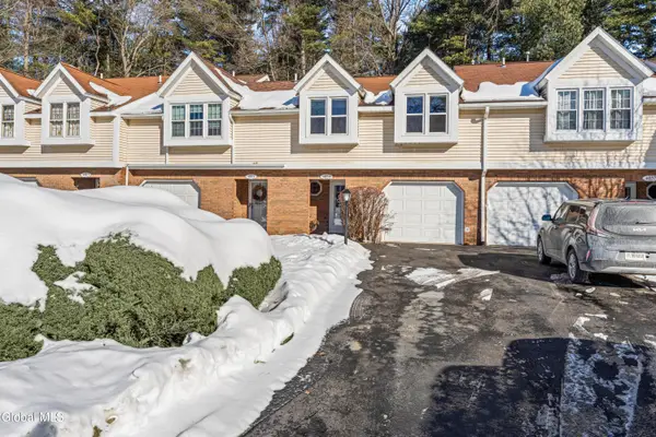 4059 Chaucer Place, Guilderland, NY 12159